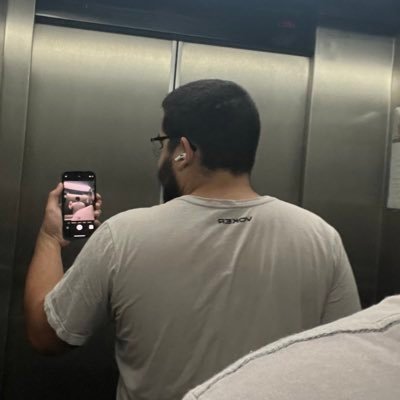 rafiuzky's profile picture. vim vi neovim