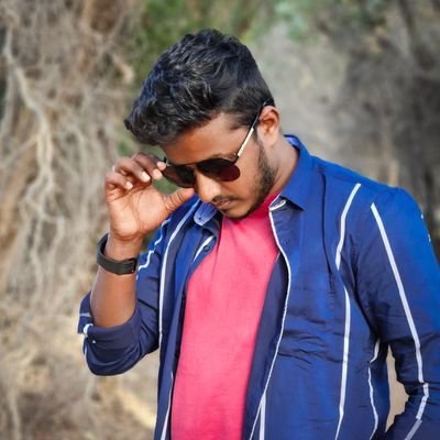 AbdullaMuraffik's profile picture. Foodie | Bookaholic | Travel Aficionado | Tea Lover | Leftie | B(-ve) | Engineering for Survival | 90's Kid | Photography Lover | Taken ❤