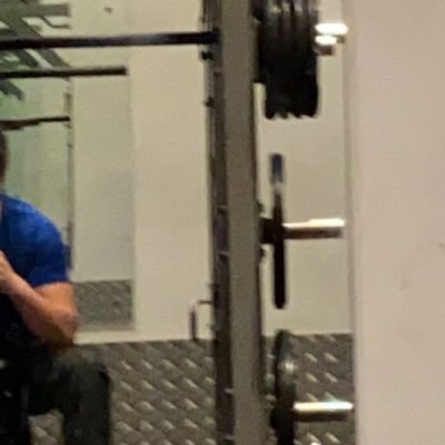 tobyhennessy1's profile picture. in the lab 🧪