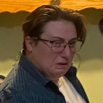 | she/they | manwife | TTRPG enthusiast | wannabe gamer | storyteller