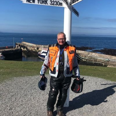 Captain of a BMW1250GS and a 43000 tonne passenger ship. Not necessarily in that order. Cricket Umpire,lover of tea, whisky. From 🇩🇪 and 🇺🇸