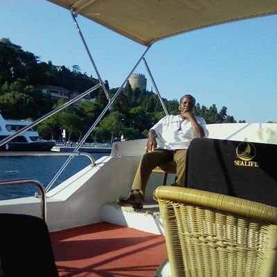 DeeMuko's profile picture. Business & Information Technology Consultant