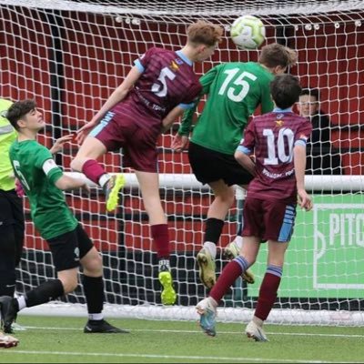 coxyboi12's profile picture. man united guru 🇾🇪/ten hag at the wheel/manchester is red always ❤️