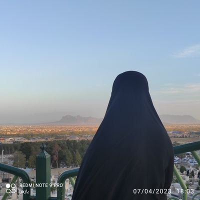 مددکار _عاشق #امام_حسین ع و فدایی #رهبرم
متولد #بهمن و دوست دار طبیعت