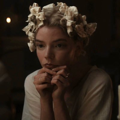 BloodySun25's profile picture. ✨Spinsters do not need chaperones✨