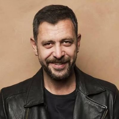 ihtiyar_hoca's profile picture. İnsanımsı