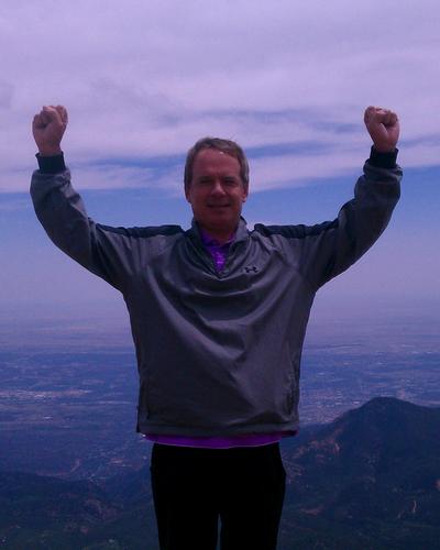 harrisholt's profile picture. 