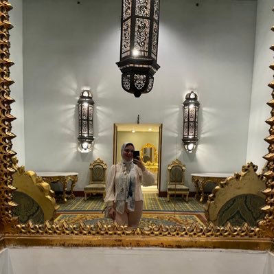 ItsRadwaElmasry's profile picture. Still questioning who I am. Anyway, you can call me a transient, and you would do me a great favor if you remembered me with something good. #CSED_18 👩🏻‍💻
