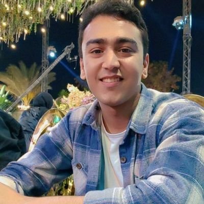 - سيظل خوف الفقد يفزعك، حتى تتعلم أن تخاف الله أكثر مما تخاف فقد عطاياه !🖤
مرّوا بسلامٍ مرّوا خفافًا ، إن لم تنفعوا لا تضرّوا 🖤
faculty of medicine NVU 🫂🖤