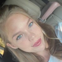 Auroara (@mollymarkel) 's Twitter Profile