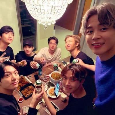 ARMY 💜 Melody 💙 Nam Nation 🌻 Team Wang ⚡ NF 🖤 Tors ❣️ Backup account for @amandalwaldrop