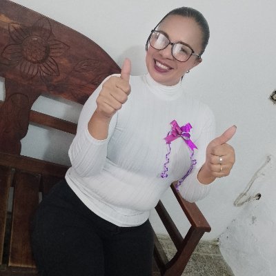 Coaching, mentoria online, bienestar y superación personal/ Es el momento de crecer, avanzar y prosperar. Abraza tu esencia y empodérate. #Hive.