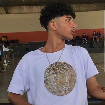 olha muito não malandro 👁👁