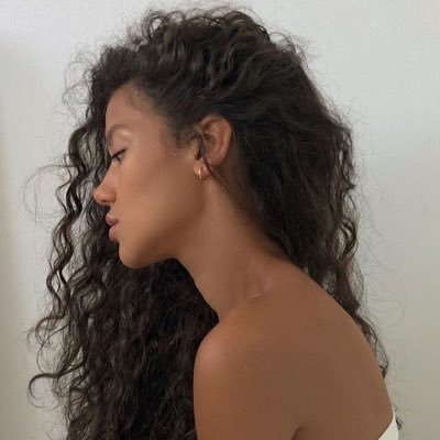 annacrtland's profile picture. 🏈|📖|🎾|🏎️