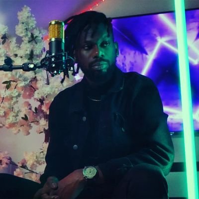 Éditeur | Producteur |Directeur Artistique