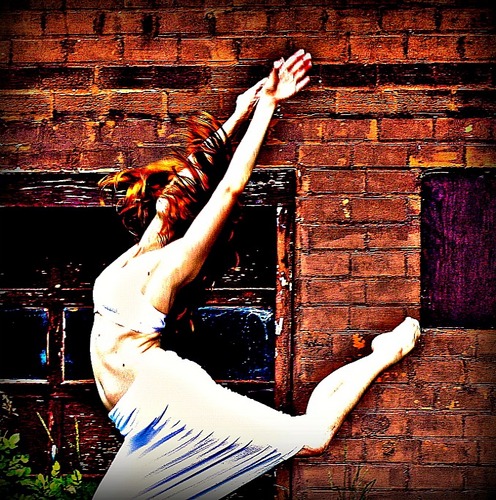 SashaFiorre's profile picture. misplaced new yorker, movement designer, dancer, yogi, animal advocate, and wanna be