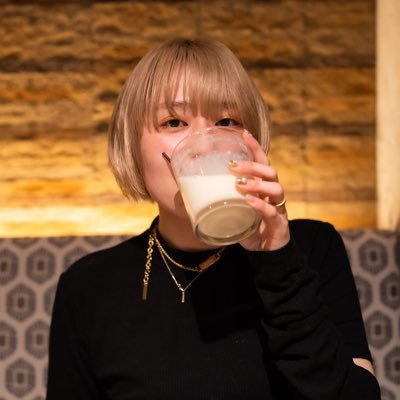 ay_kpp's profile picture. 福岡県から来ました マルプー4匹と8kg超えの巨大 ﾈｺﾁｬﾝと2歳の息子に囲まれて毎日ハッピーに生きてます🐴🐟👶🏻🐶🐶🐶🐶🐱