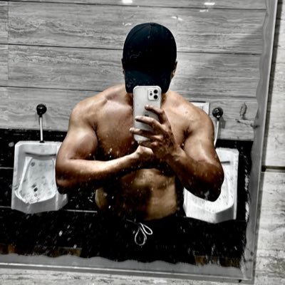 metigersharma's profile picture. Eat Sleep Break The Streak Insta -  https://t.co/Wa1q6CLoCT