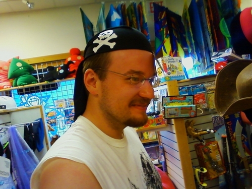 TheBeeRock's profile picture. I am the B-Rock, former semi-professional wrestler/ref and amateur youTuber! Check out our channel, Discard 'N' Draw on youTube!