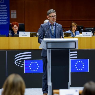 Vice-president at @EESC_NAT #EUcivilsociety🇪🇺 CEO of Green Economy Foundation🇮🇪 #Climate #CircularEconomy - #TEDtalks🎙️https://t.co/NU1Mwzjvmv