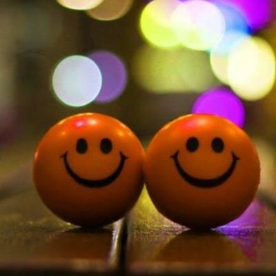 NAub_1's profile picture. Trying to understand me is futile😁😀