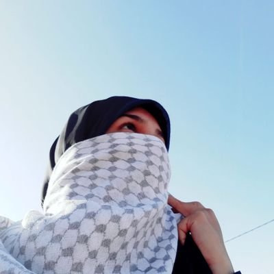 miss_Hadi1998's profile picture. اهل رسانه/کارشناس تولید محتوا/هیچوقت لبخند فراموشم نمیشه/دختر همسایهِ🎈سابق/ #پشت_سرگو /امُّ البنين👨‍👩‍👦‍👦💍