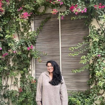 Day job at & fan girl of @Google | Font Nerd | Prefer animals to humans | Mom to boys - 🐶 and non | Will follow the ☀ Tweets = personal