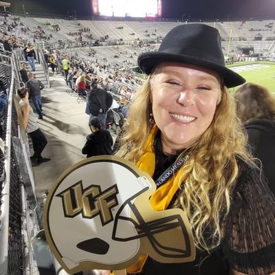 To die laughing must be the most glorious of all glorious deaths.❤ Edgar Allen Poe
#UCFTwitterMafia - UCF Shareholder