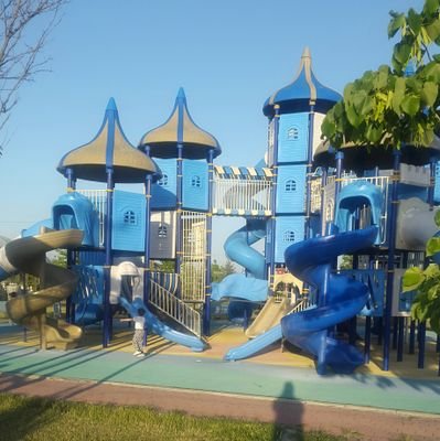 tek_peri's profile picture. post crew