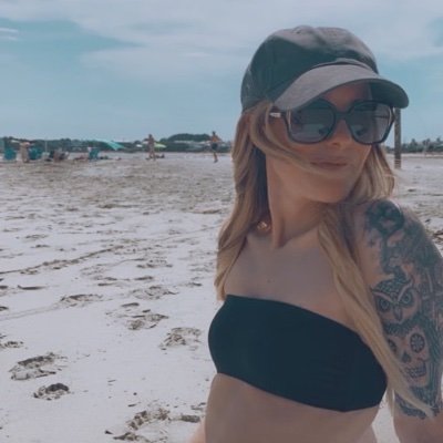 lallalogic's profile picture. Aspiring _______