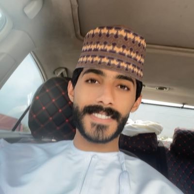 لكي تكون رمادياً يجب أن تحرقه.. مؤلف كتاب رماديكسي