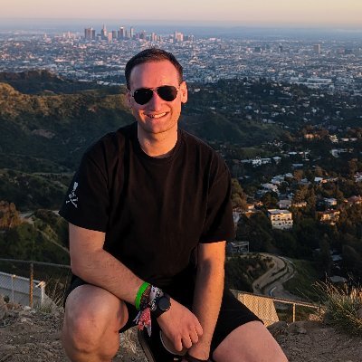 Jannek ¦ 25 | null ist toll ¦ Hudestalker | ex @TimoliaTeam Developer ¦ Liebt Hunde | Mag keine Käfer ¦ Mag LEDs ¦ Deutschland / Hessen