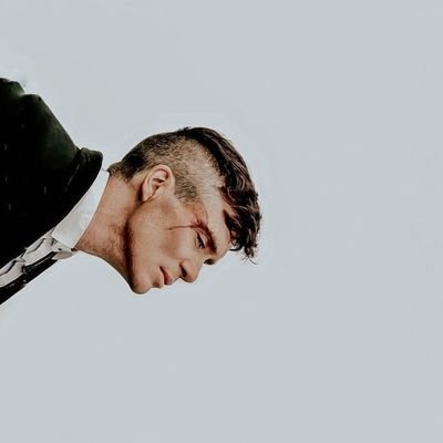 olalekan103's profile picture. 👨🏽‍💻 • MUFC❤️ • Brymo ❤️