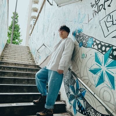 Tokyo.歌ってます。 歌とギター教えたりもしてます。  ここから色々↪︎(https://t.co/Up1mZg5CAC)MusicVideo↪︎(https://t.co/Bpy6CM6mPD)