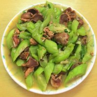 Hai Ngay ❤️ Memecoin (@haingay2) 's Twitter Profile