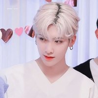 ♡나비♡ (@lovelicky_rk) 's Twitter Profile