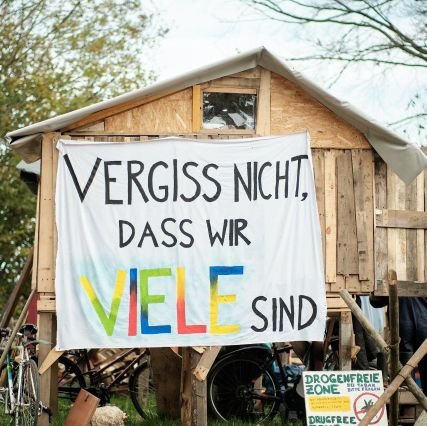 Unser Dorf wurde abgerissen: RWE will die Kohle darunter. Wir nehmen das nicht hin & kämpfen weiter für Klimagerechtigkeit!