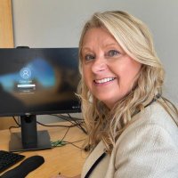 Michele Larmour (@niaschair) 's Twitter Profile Photo