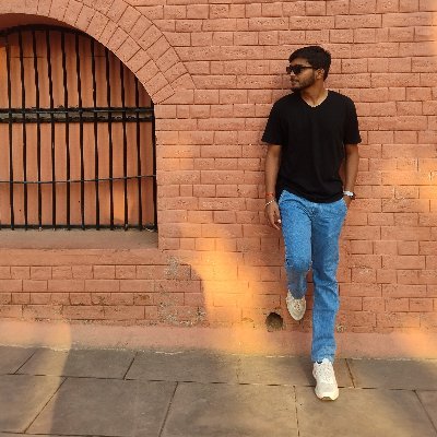 tweetsbyakash's profile picture. BIT Mesra | MERN & Next.js |  Specialist @codeforces | 3★ @codechef | Knight @leetcode | DSA Intern, https://t.co/qO7qlsKGWd | open to full time sde roles