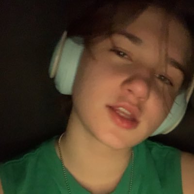 LazarusEmily's profile picture. (she/her) drawing, drumming and skateboarding. The outdoors is my sanctuary. Pop-punk mega enthusiast. sometimes socially awk. love a great time, always.