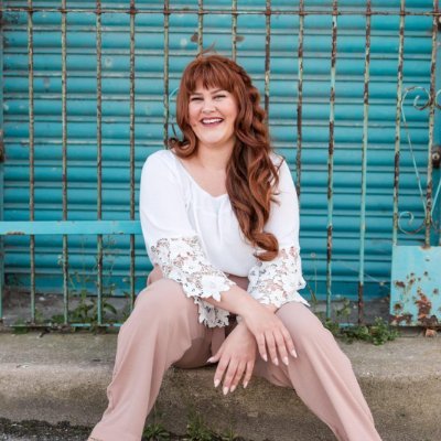 wishboneandcomb's profile picture. 🏆AWARD WINNING TEAM OF
 𝘽𝙧𝙞𝙙𝙖𝙡 𝙃𝙖𝙞𝙧 & 𝙈𝙖𝙠𝙚𝙪𝙥 𝙎𝙥𝙚𝙘𝙞𝙖𝙡𝙞𝙨𝙩𝙨  👰🏽👰🏼👰🏻
📍South Wales, Bristol, Gloucester, Hereford