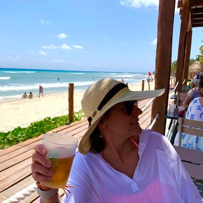 Anna86753092's profile picture. 