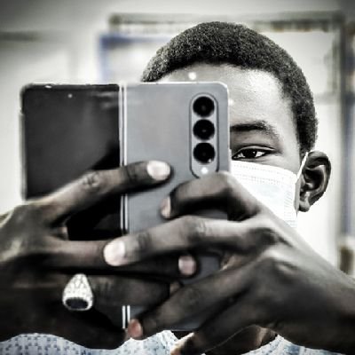 Usmandanyaro4's profile picture. الموت☠ باب🚪 و كل الناس داخله