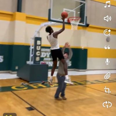 c/o - 24💚 6’6 AAU🏀 Fb- DE  Thamius@icloud.com