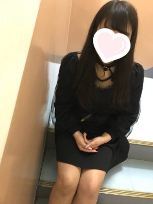 9j8gd9fr23's profile picture. ひまだしこっそり オフパコ募集します🌸構ってもらえなくて 拗ねてるーーーーーー！！！🤗#円