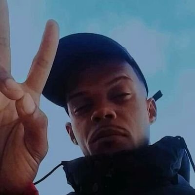 Gabriel1832040's profile picture. Sdds Jogador Dl Novato Menor rei Filhote  😡😦