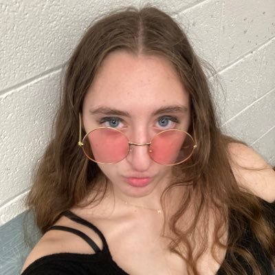 mitkin_'s profile picture. i hate this app with a passion