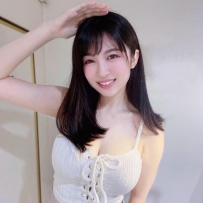 到了一定的年龄想要 找一個男生結婚 生子 過一個安穩的生活 有意的可以加我私人WhatsApp +852 46724950