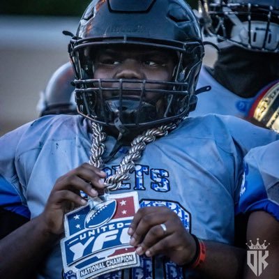 MARQUEZ MALONE Defensive tackle/nose |6'0| 350 lbs class of 2028 #coltboyz (3.8 gpa) Dlinemen at @speciallyfitacademy NCAA ID# 2409415661 fatz12814@gmail.com