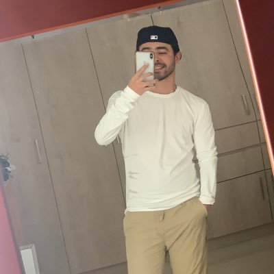 cesar_Poncedlt's profile picture. mmmmm